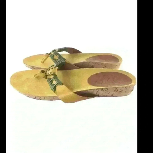 NINE WEST Vintage American Collection Leather/Cork Aztec Flip Flop Sandal (8M) - Picture 3 of 6